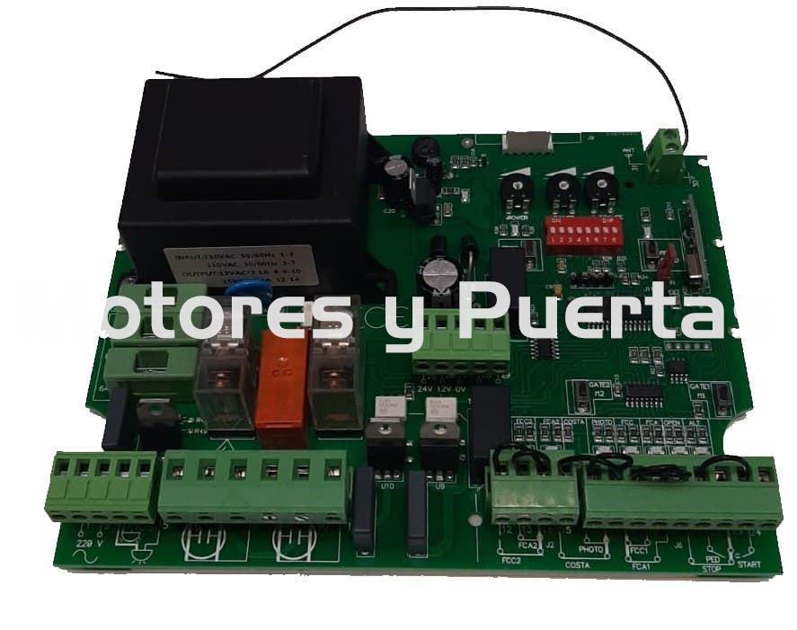 Cuadro de maniobras universal para motores de puertas batientes - Imagen 1